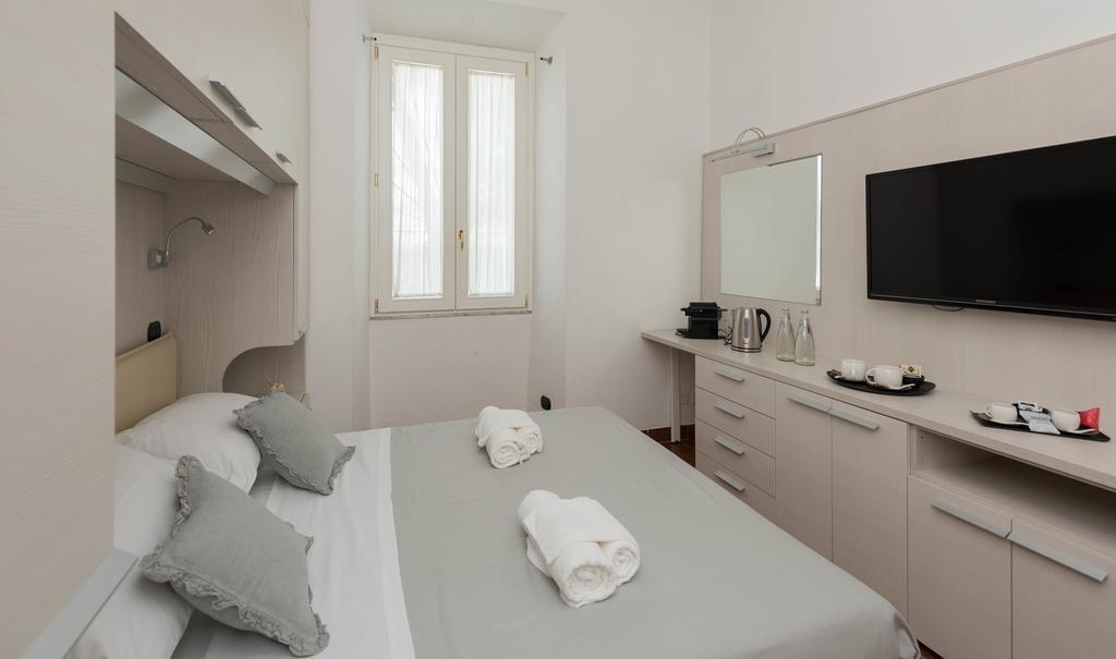 Andenis Luxury House Hotel Rome Bagian luar foto