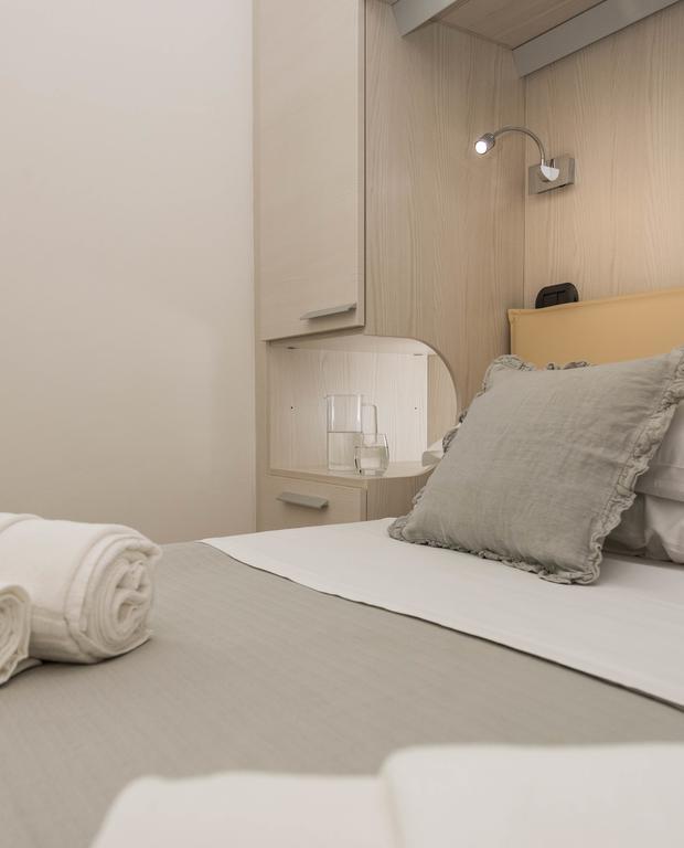 Andenis Luxury House Hotel Rome Bagian luar foto